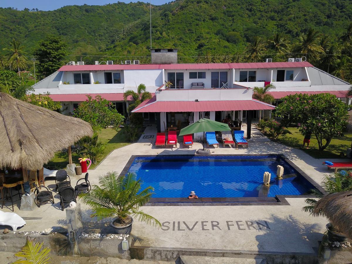 Silver Fern Beach Retreat Sekotong Exteriör bild